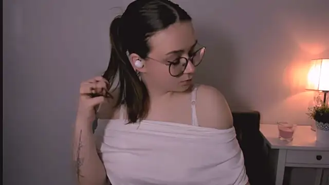 KatySensualy online show from 28, 4, 2026