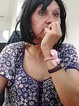 Snapshot of Emily_de_Carla chatting on 9, 7, 2026 Emily de Carla online show from 9, 7, 2026