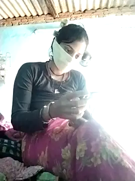 Hot-qwer online show from 21, 12, 2025