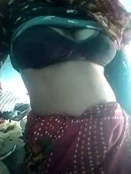 Snapshot of Hot-qwer chatting on 7, 4, 2026 Hot-qwer online show from 7, 4, 2026
