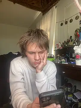 XanderOzzz online show from 25, 3, 2026