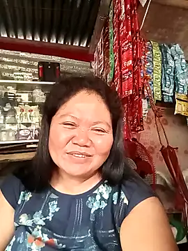 Snapshot of Mari_fvcks chatting on 6, 10, 2025 Mari fvcks online show from 6, 10, 2025