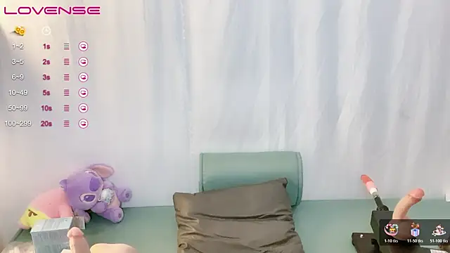 A SR 001 online show from 27, 10, 2025