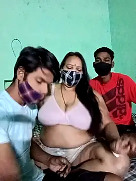 LoveOnStream online show from 20, 10, 2025