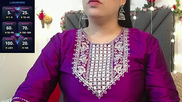 IndraKaur  online show from 7, 4, 2026