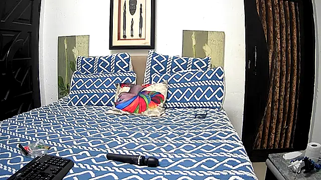 CandyNaynay online show from 9, 10, 2025