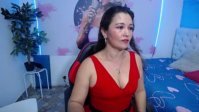 Snapshot of noelia_milf19 chatting on 7, 10, 2025 noelia milf19 online show from 7, 10, 2025