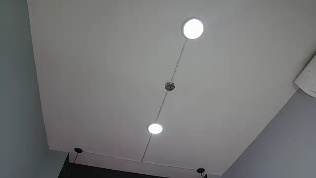 kitty collins  online show from 22, 10, 2025