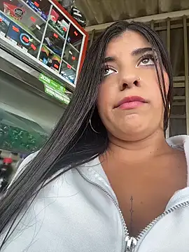 Isaa-Sweet online show from 15, 4, 2026