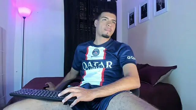 TeamPorn 19 online show from 17, 2, 2026