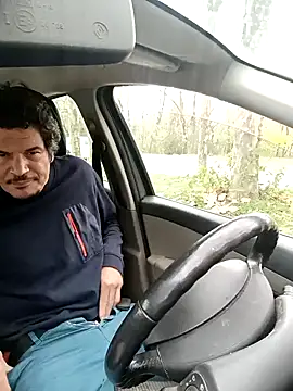 twitshe online show from 1, 11, 2025