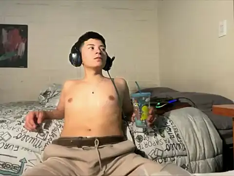 feeelipe2007 online show from 9, 9, 2025