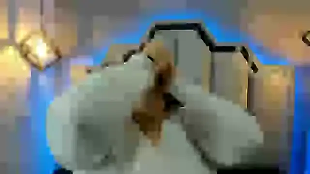  Emily rosee  online show from 10, 10, 2025