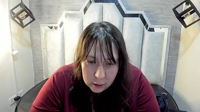  Emily rosee  online show from 18, 10, 2025