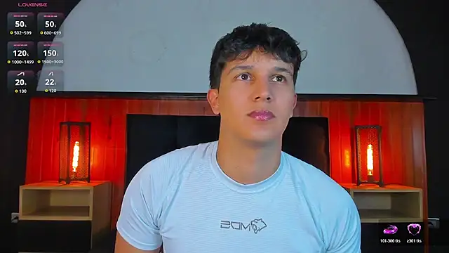 Snapshot of Leo_Savage_ chatting on 15, 7, 2026 Leo Savage online show from 15, 7, 2026