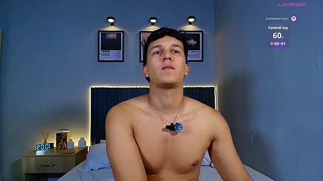 Snapshot of Leo_Savage_ chatting on 22, 7, 2026 Leo Savage online show from 22, 7, 2026