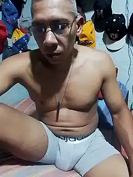 Snapshot of Sonic-75 chatting on 31, 10, 2025 Sonic-75 online show from 31, 10, 2025