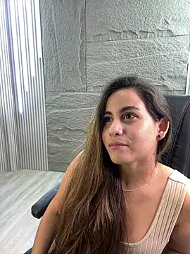 Snapshot of CamileX chatting on 1, 10, 2025 CamileX online show from 1, 10, 2025