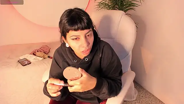 Snapshot of emily-santoss chatting on 25, 9, 2025 emily-santoss online show from 25, 9, 2025