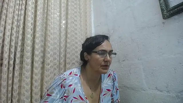 gabbyparker  online show from 10, 5, 2026