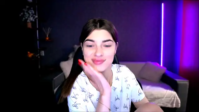 Snapshot of Dianaa_Lee0 chatting on 19, 9, 2025 Dianaa Lee0 online show from 19, 9, 2025