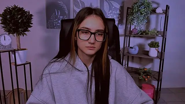 olivianorton online show from 12, 10, 2025