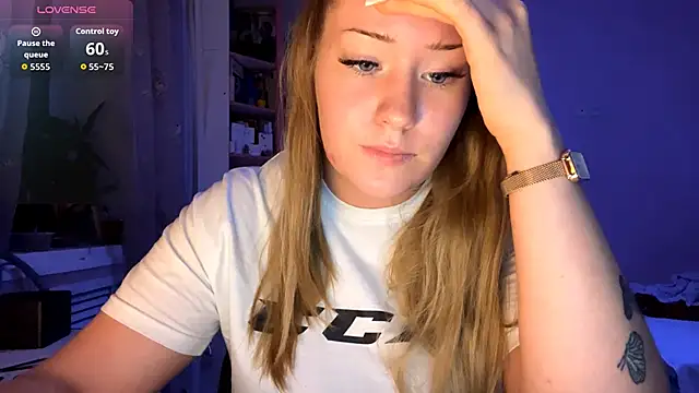 PandaFluff online show from 10, 10, 2025