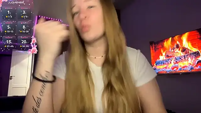 PandaFluff online show from 18, 4, 2026