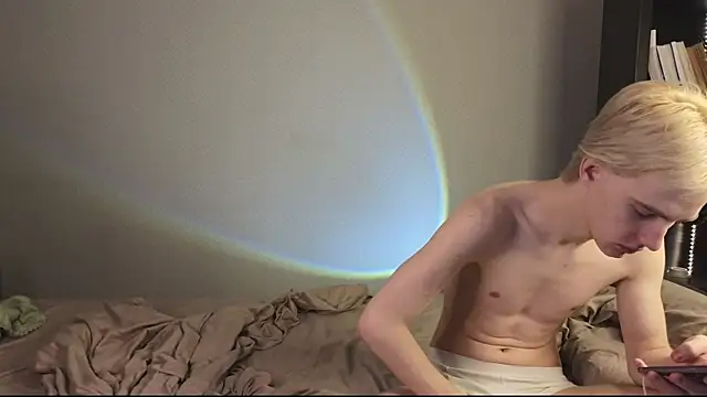 saintlauren1 online show from 14, 9, 2025