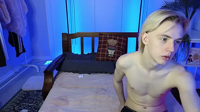 saintlauren1 online show from 29, 11, 2025