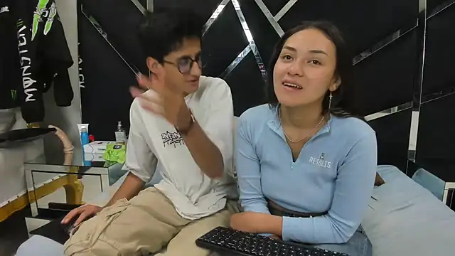 Noa Arez online show from 15, 2, 2026