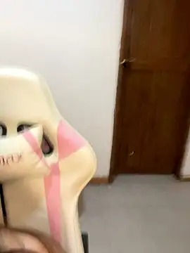 emma hot2006 online show from 11, 1, 2026