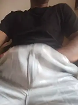 Snapshot of COme8989 chatting on 29, 11, 2025 COme8989 online show from 29, 11, 2025