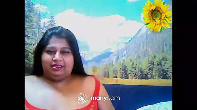 Snapshot of indianhoney694u chatting on 1, 3, 2025 indianhoney694u online show from 1, 3, 2025