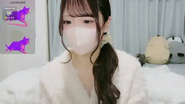 Snapshot of neko_ha_chan chatting on 19, 12, 2025 neko ha chan online show from 19, 12, 2025
