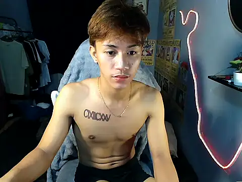 Snapshot of naughtyboyloy_0 chatting on 1, 7, 2026 naughtyboyloy 0 online show from 1, 7, 2026