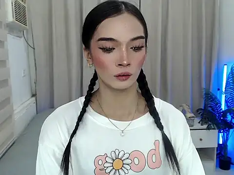 anastasia cums online show from 3, 10, 2025