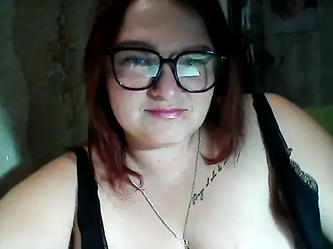 Snapshot of AngelQSky chatting on 2, 11, 2025 AngelQSky online show from 2, 11, 2025