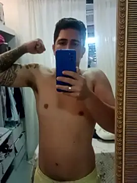 Picademel2525 online show from 16, 4, 2026