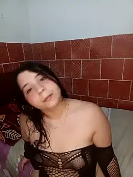 Snapshot of Cloe_mateo chatting on 12, 11, 2025 Cloe mateo online show from 12, 11, 2025