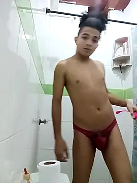 Snapshot of Twink_angel3 chatting on 17, 9, 2025 Twink angel3 online show from 17, 9, 2025