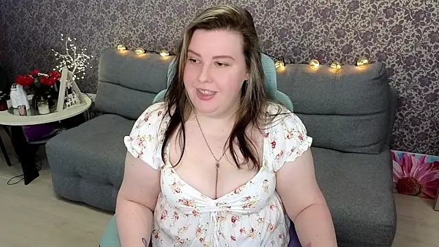 Snapshot of Lillit__ chatting on 13, 10, 2025 Lillit   online show from 13, 10, 2025