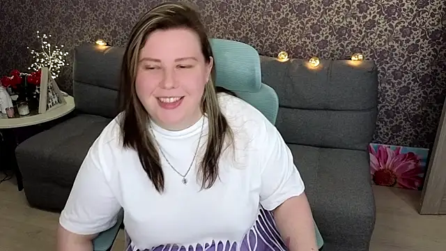 Snapshot of Lillit__ chatting on 14, 10, 2025 Lillit   online show from 14, 10, 2025