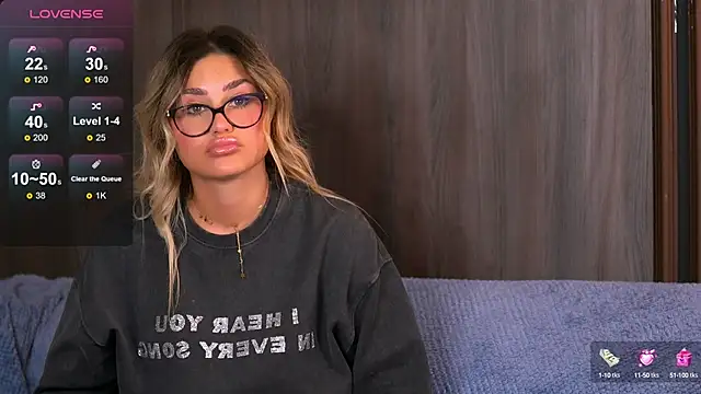 KayaAzur online show from 7, 10, 2025