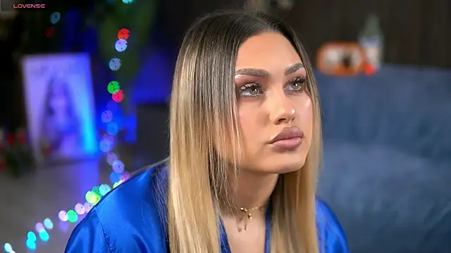 KayaAzur online show from 28, 10, 2025