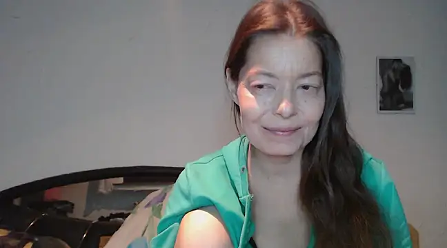 Snapshot of SexySarah177 chatting on 8, 1, 2025 SexySarah177 online show from 8, 1, 2025