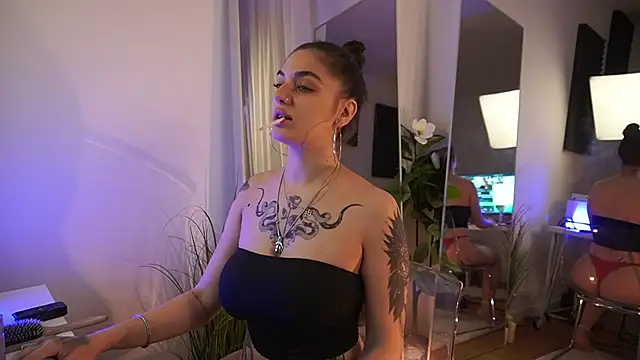 jeniffer foxx online show from 7, 10, 2025