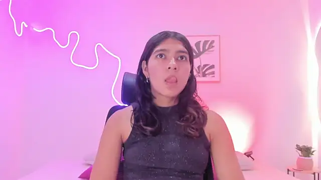 Cherrydollxx online show from 8, 11, 2025