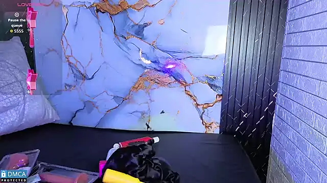 nena cupcake  online show from 18, 10, 2025