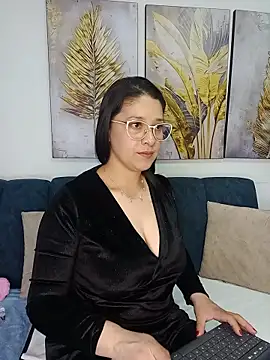 Alana steel 1 online show from 27, 11, 2025